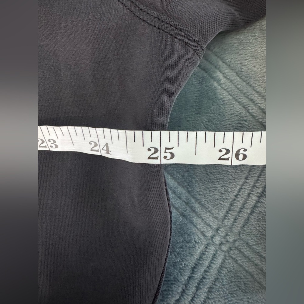 NWOT Lululemon Softstreme Perfectly Oversized Cropped Crew - Picture 3 of 4